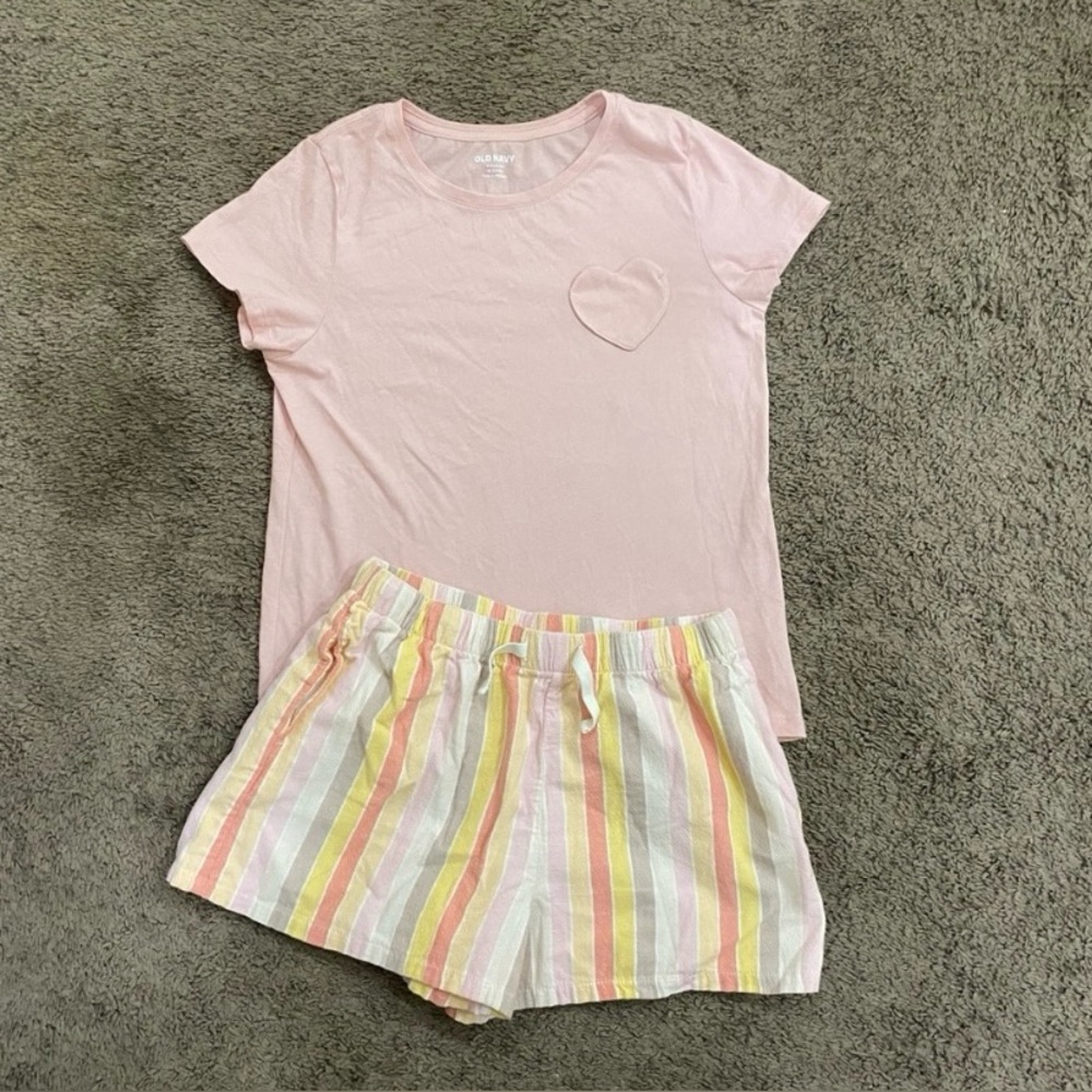 Girls Old Navy Stripe Outfit size 14/16  - pink